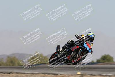 media/Dec-01-2025-Moto Forza (Mon) [[2daa91e15f]]/2-Intermediate Group/Session 2 Turn 9 Entry/